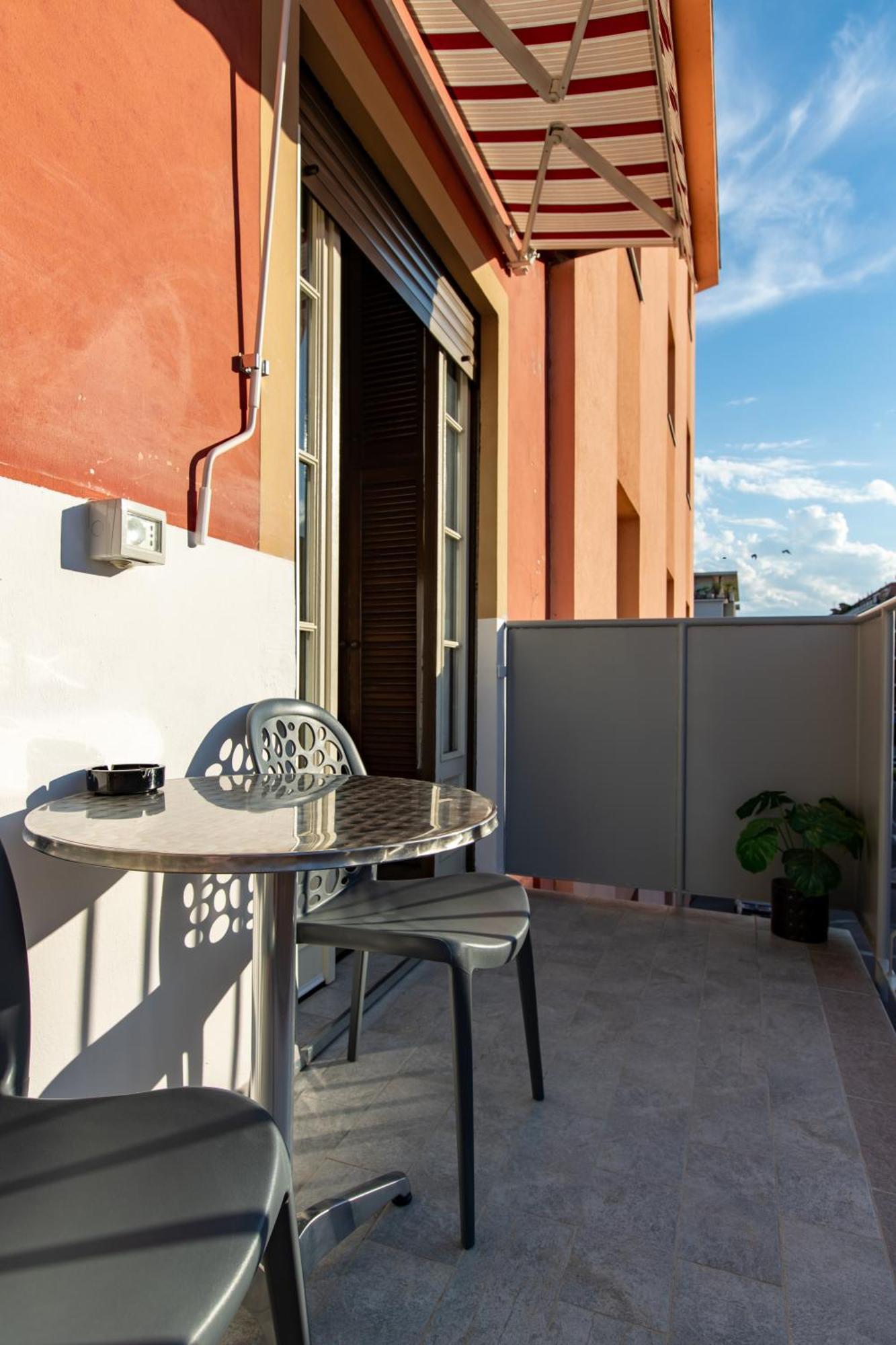 Attico Grand Terrace Apartment Alba  Exterior photo